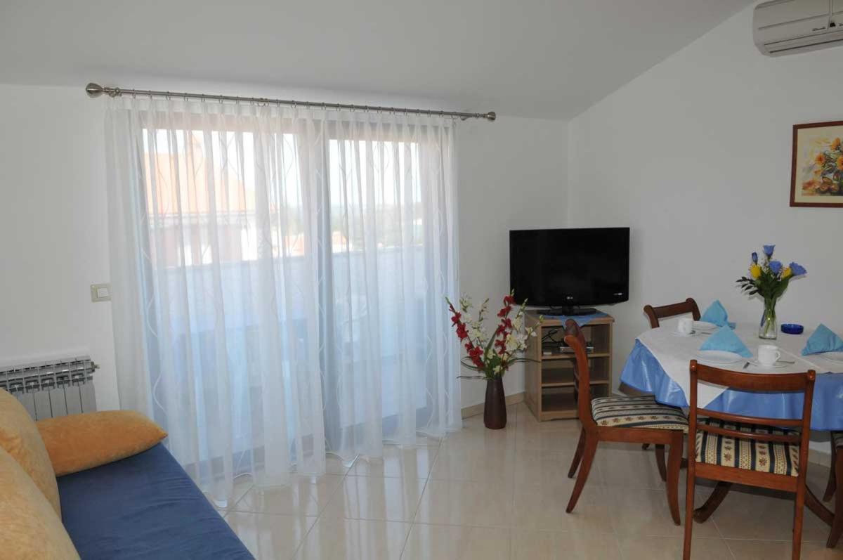 Apartments Mina Porec Exterior photo